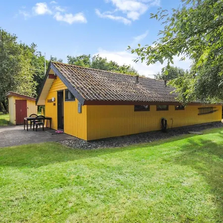Naema Holiday home *