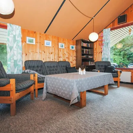 Naema Holiday home *