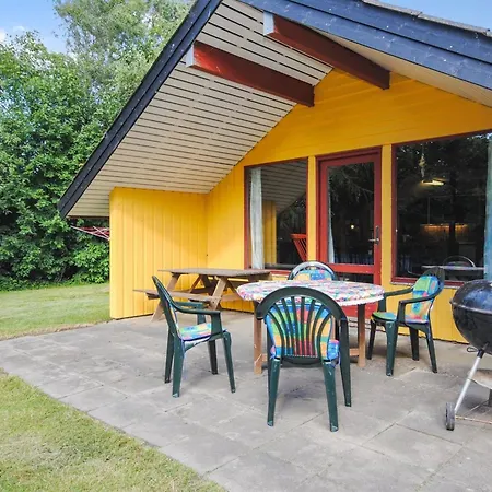 Nyaraló Naema - 600m To The Fjord By Interhome Spottrup